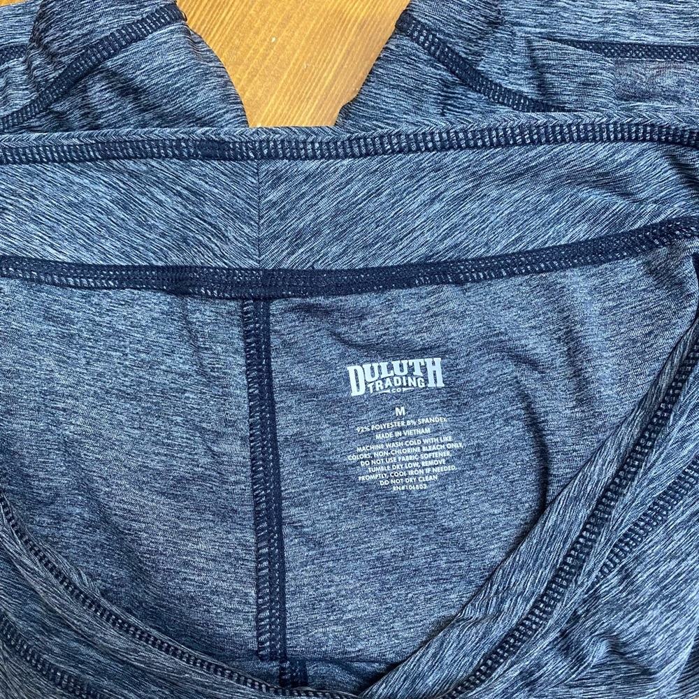 Duluth Trading Co Women's Blue Bike Shorts - Picture 3 of 3